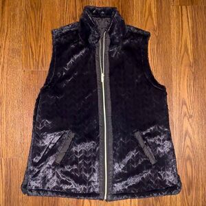 Casual Identity Brown reversible vest quilted and faux fur size large